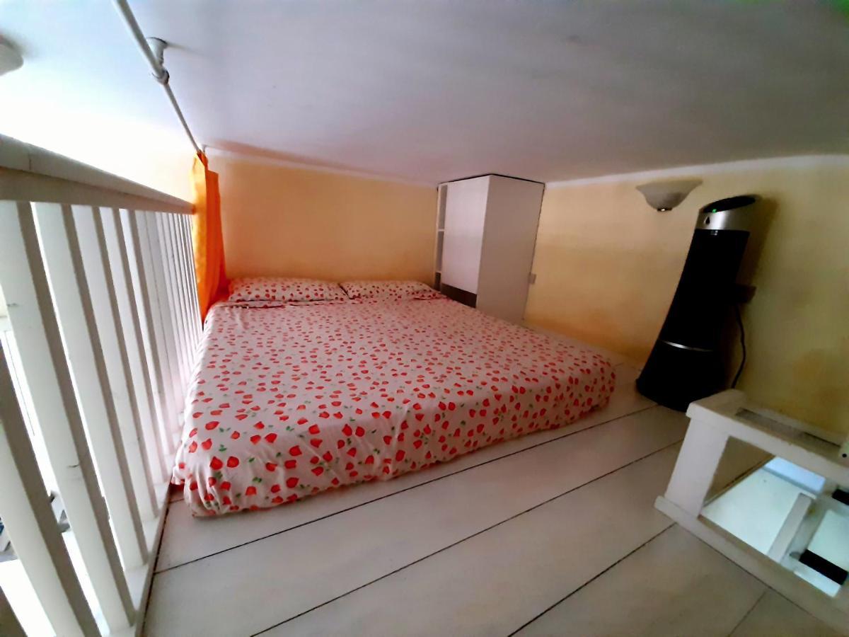 Flat Low Cost Sperlonga Buitenkant foto